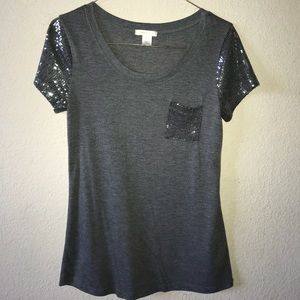 Gray sequence tee shirt